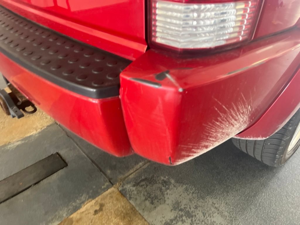 Used 2011 Dodge Nitro Heat w/ Popular Equipment Group AWD/4WD image 7