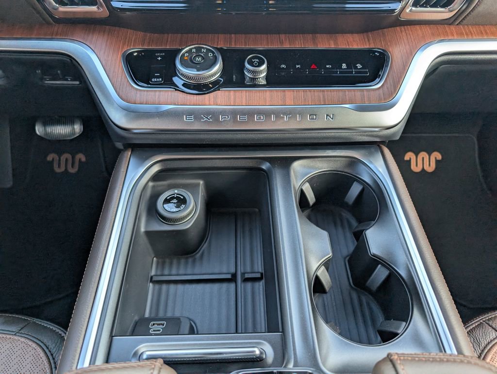 New 2026 Ford Expedition Max King Ranch AWD/4WD image 15