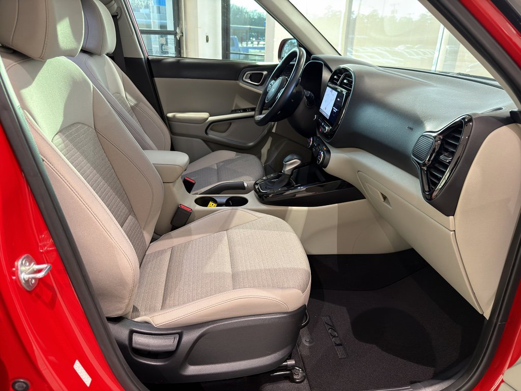 Certified 2024 Kia Soul EX image 25