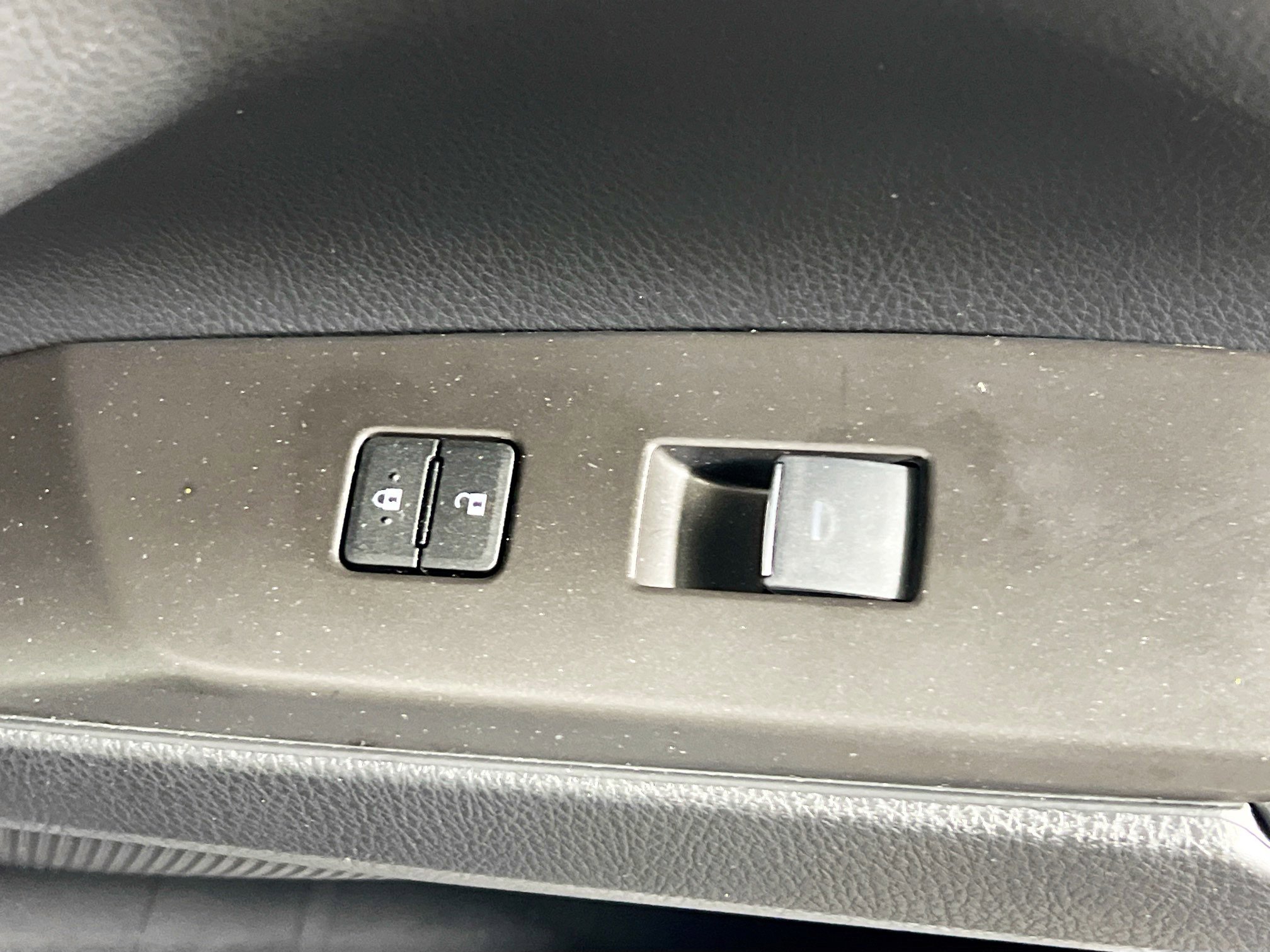 Used 2024 Toyota Camry XLE FWD image 32