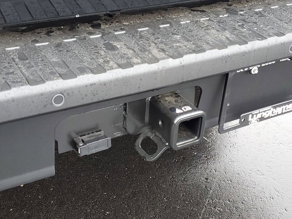 New 2025 Ford Maverick XL image 30