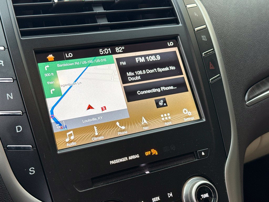 Used 2017 Lincoln MKC Reserve w/ Lincoln MKC Climate Package FWD image 25