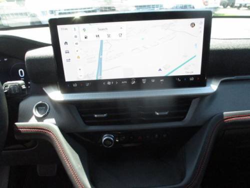 Used 2025 Ford Explorer ST-Line image 9