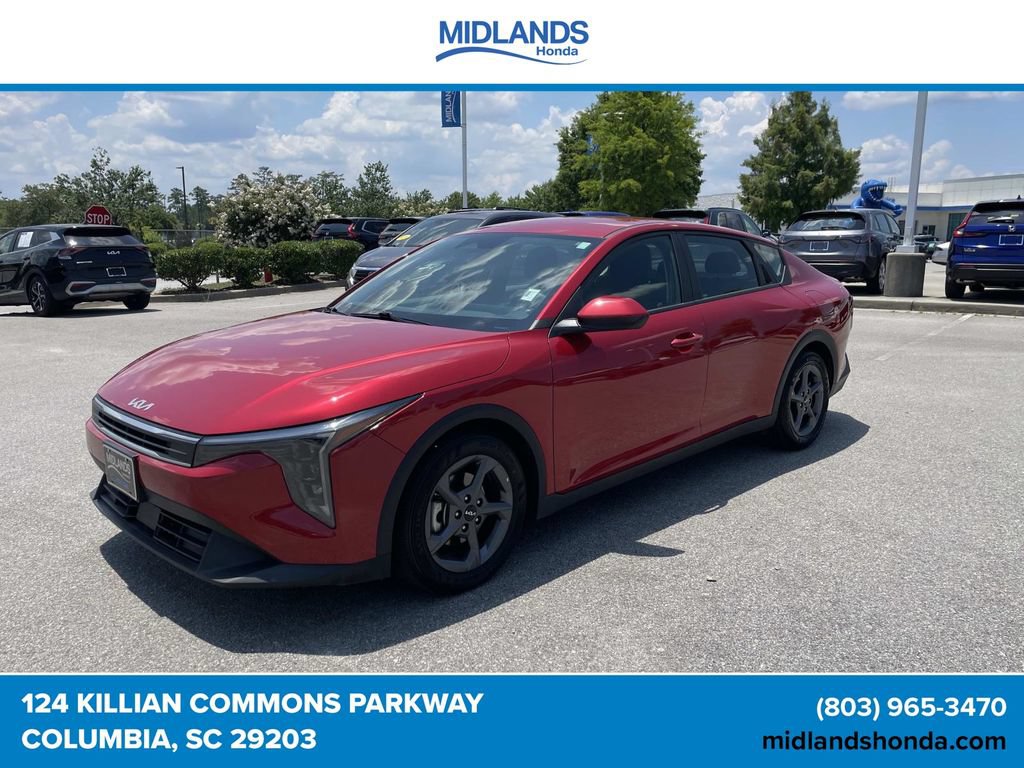 Used 2025 Kia K4 FWD image 3