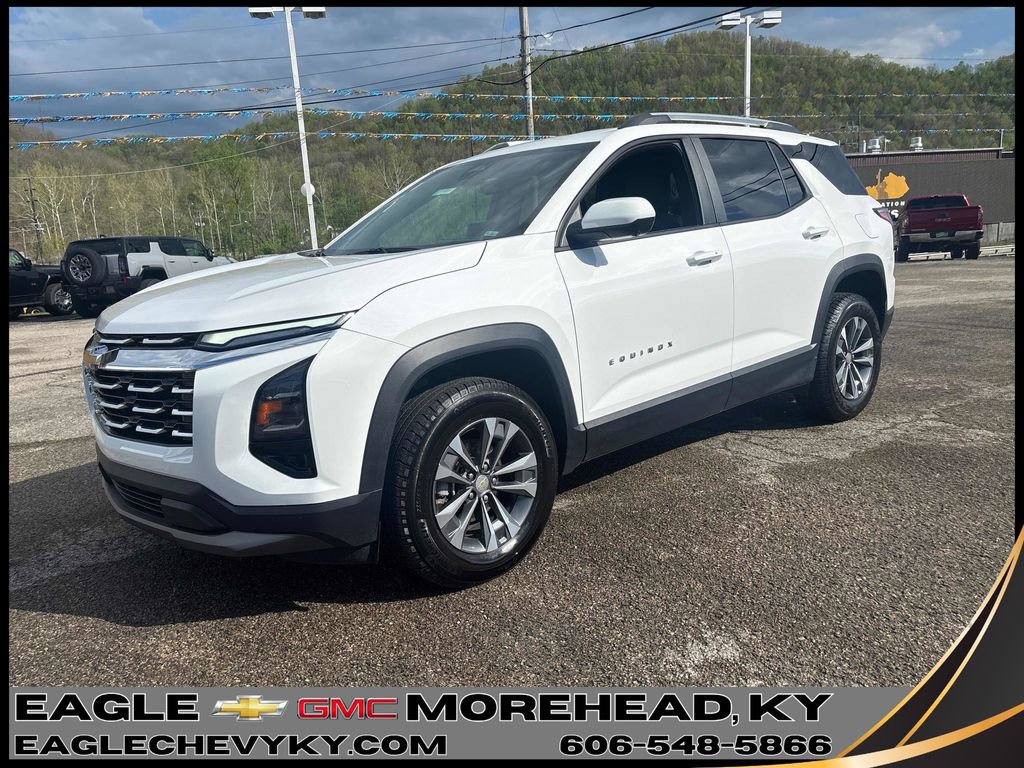 Used 2025 Chevrolet Equinox LT w/ Convenience Package II AWD/4WD image 1