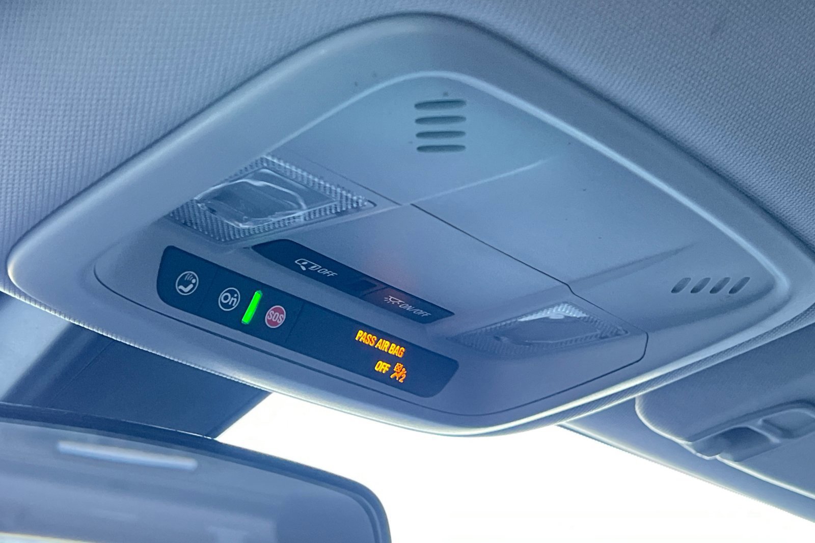 Used 2022 Chevrolet Malibu LT image 23