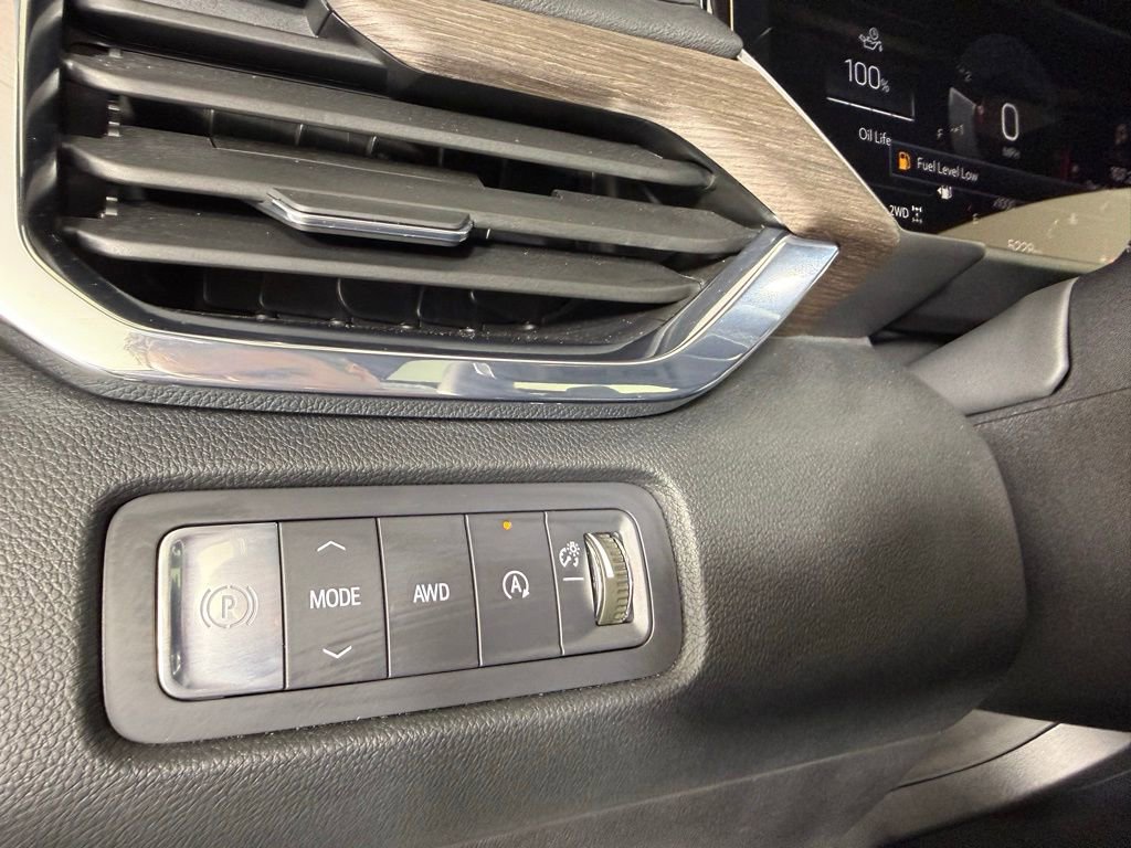 Used 2025 GMC Acadia Denali w/ Super Cruise Package image 22