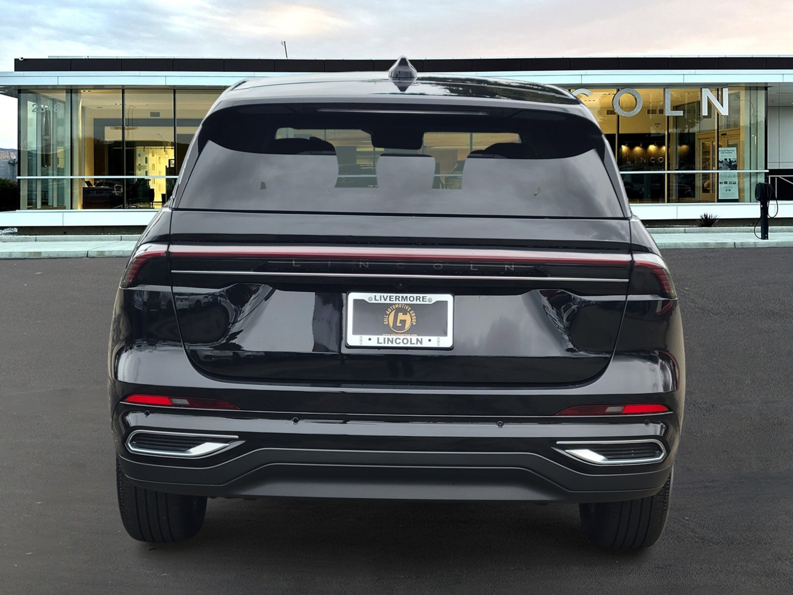 New 2025 Lincoln Nautilus Premier w/ Equipment Group 102A image 5