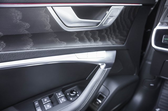 Used 2021 Audi A6 Premium Plus w/ Premium Plus Package image 12