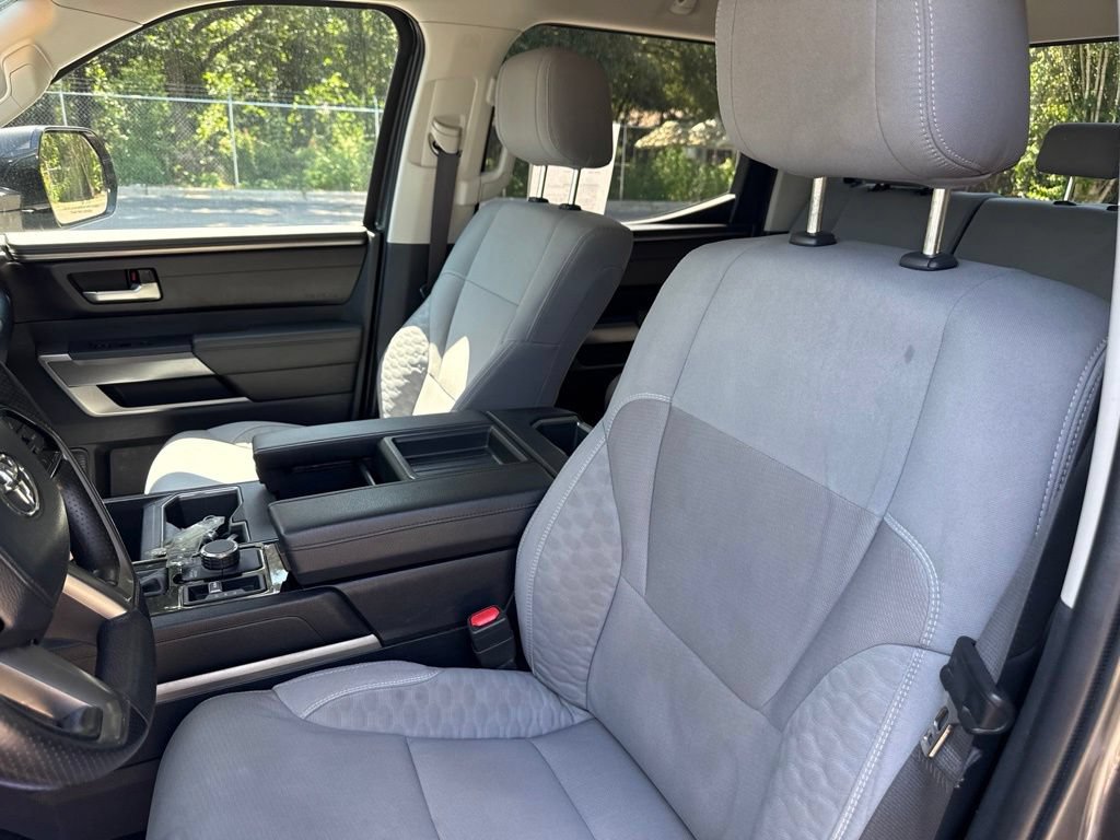 Used 2024 Toyota Tundra SR5 w/ SR5 Convenience Package AWD/4WD image 10