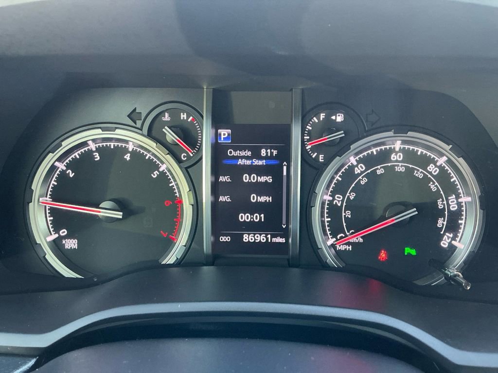 Used 2020 Toyota 4Runner Limited image 19