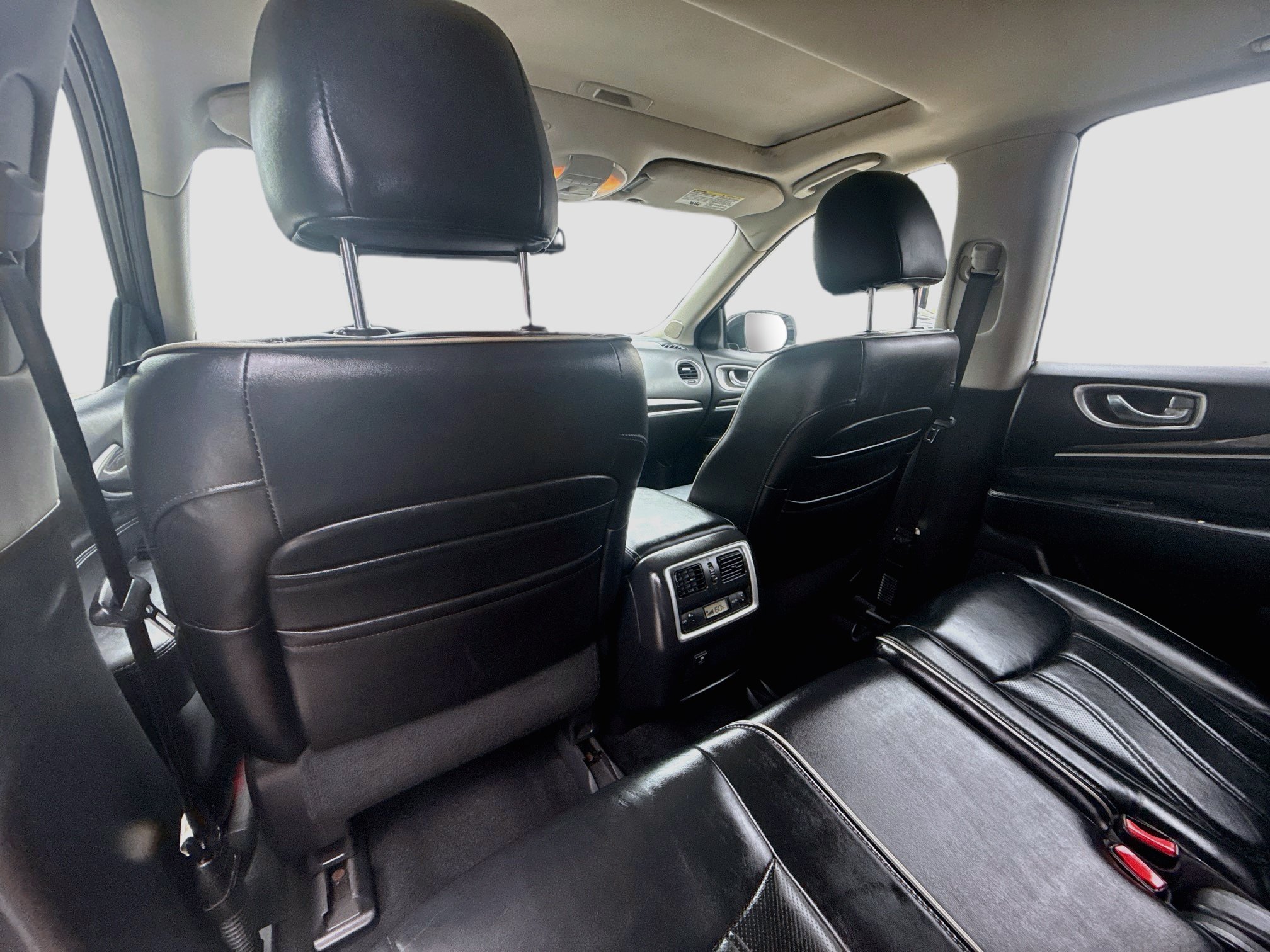 Used 2017 INFINITI QX60 Luxe w/ Premium Package AWD/4WD image 22