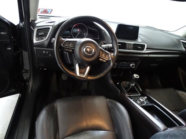 Used 2017 MAZDA MAZDA3 Grand Touring w/ Premium Equipment Package image 5