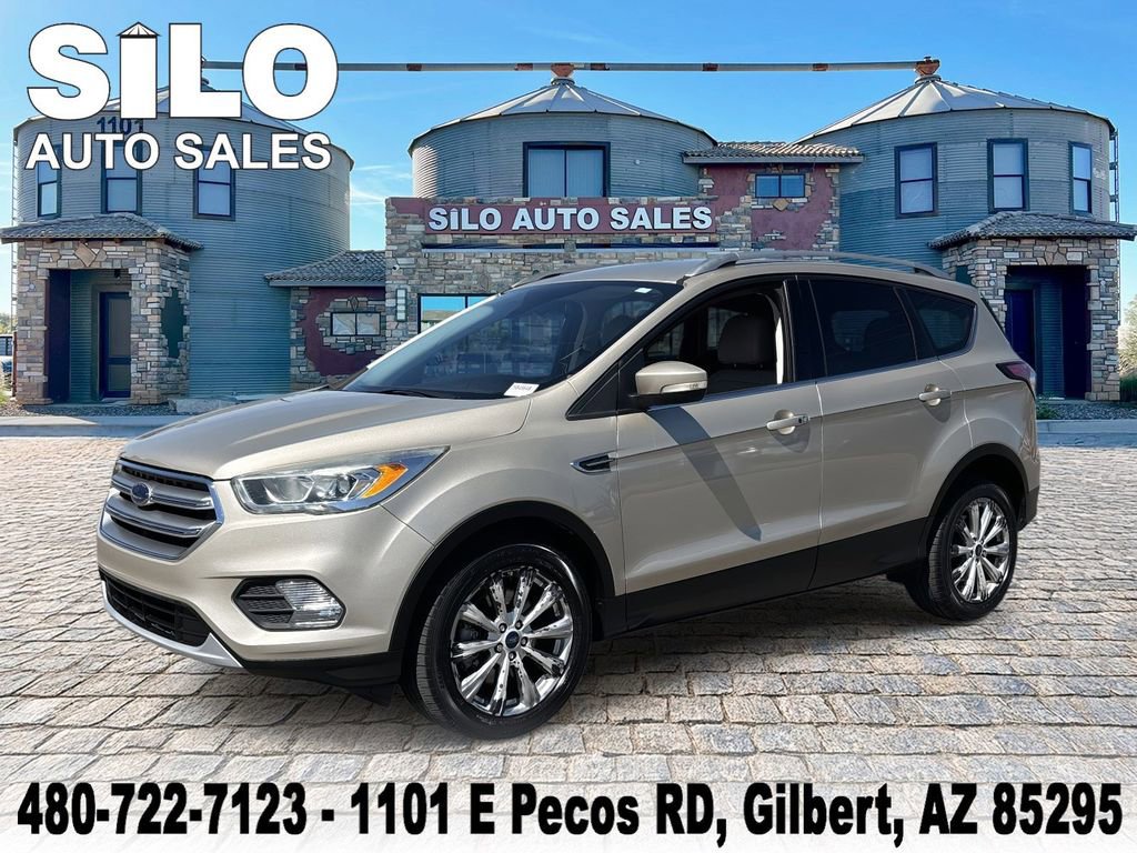 Used 2017 Ford Escape Titanium image 1