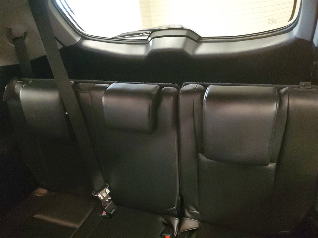 Used 2019 Toyota Highlander XLE image 14