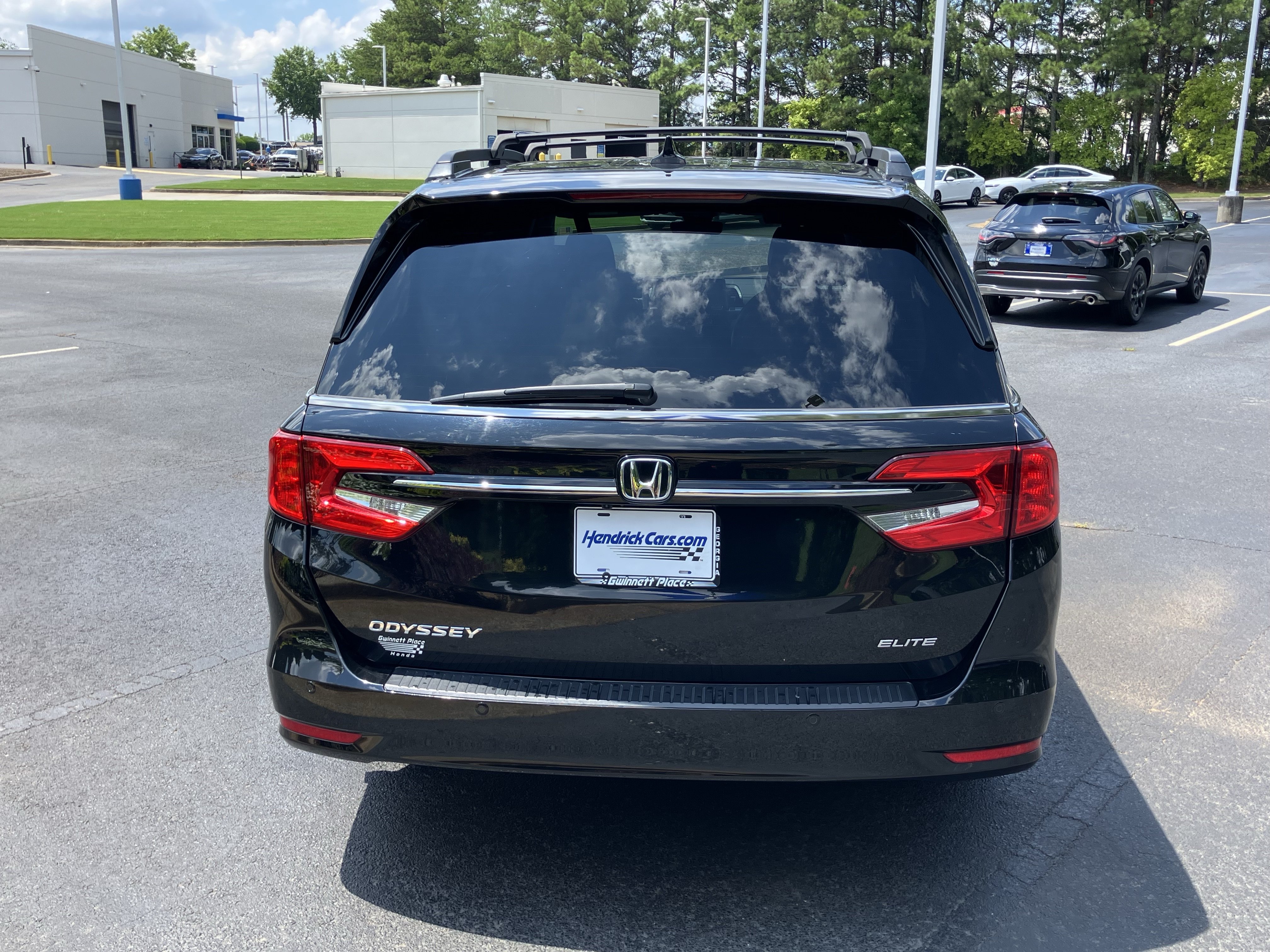 Used 2023 Honda Odyssey Elite image 8