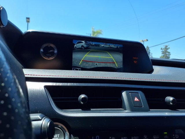 Used 2019 Lexus UX 200 F Sport w/ F Sport Premium Package FWD image 17