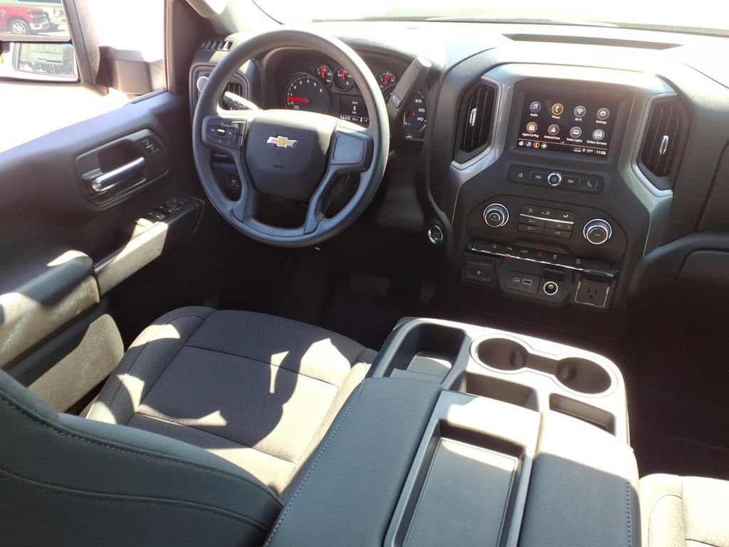 New 2026 Chevrolet Silverado 2500 Custom w/ Custom Value Package AWD/4WD image 15