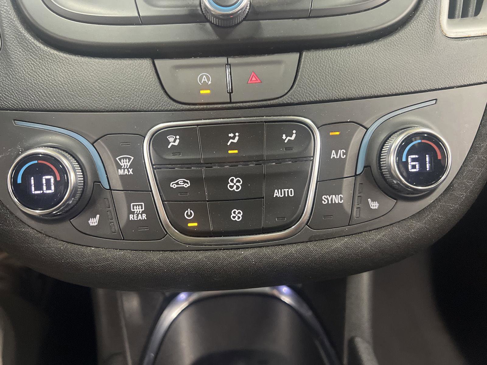 Used 2023 Chevrolet Malibu LT image 14