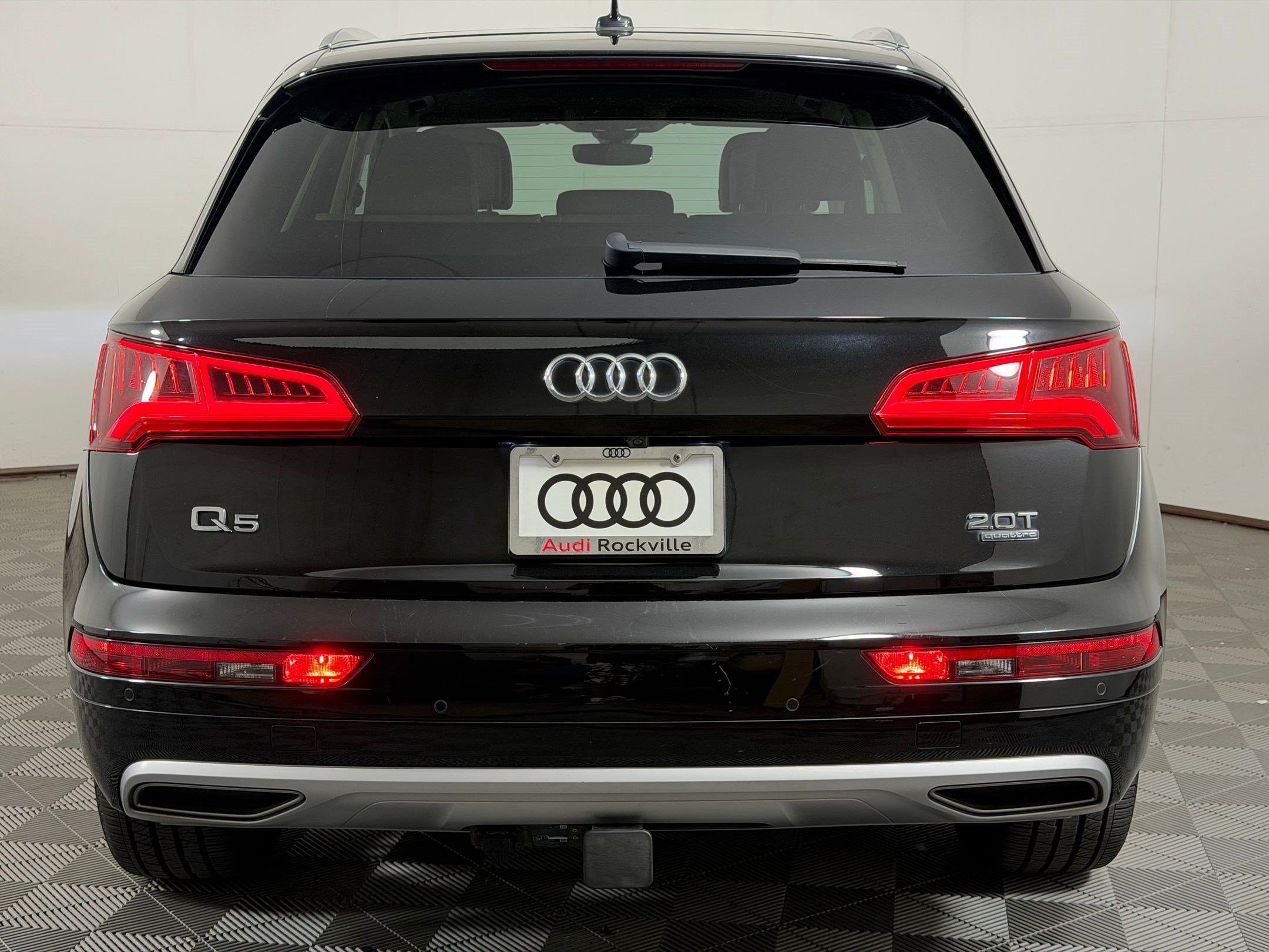 Used 2018 Audi Q5 Premium w/ Premium Plus Package AWD/4WD image 10