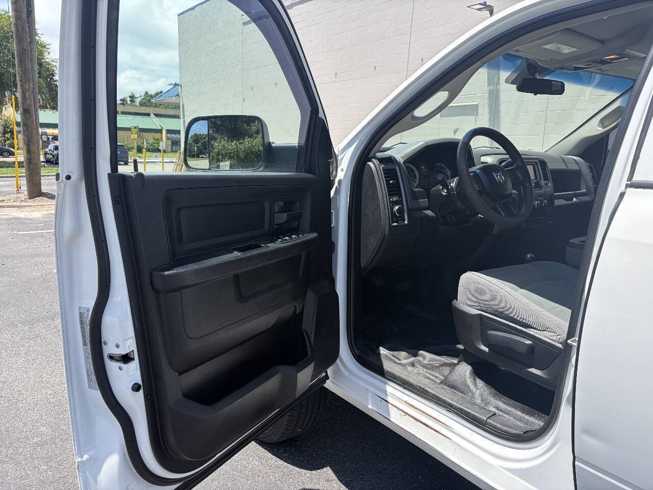 Used 2017 RAM 2500 Tradesman w/ Chrome Appearance Group AWD/4WD image 59