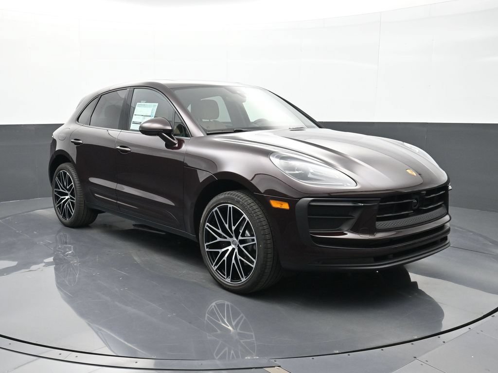 Certified 2026 Porsche Macan AWD/4WD image 31
