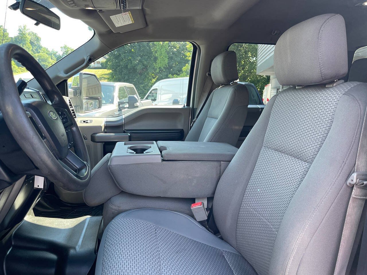 Used 2018 Ford F250 XLT w/ XLT Premium Package AWD/4WD image 21