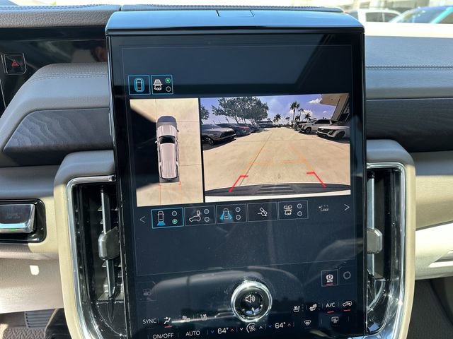 Certified 2026 GMC Yukon XL Denali w/ Denali Reserve Package AWD/4WD image 25