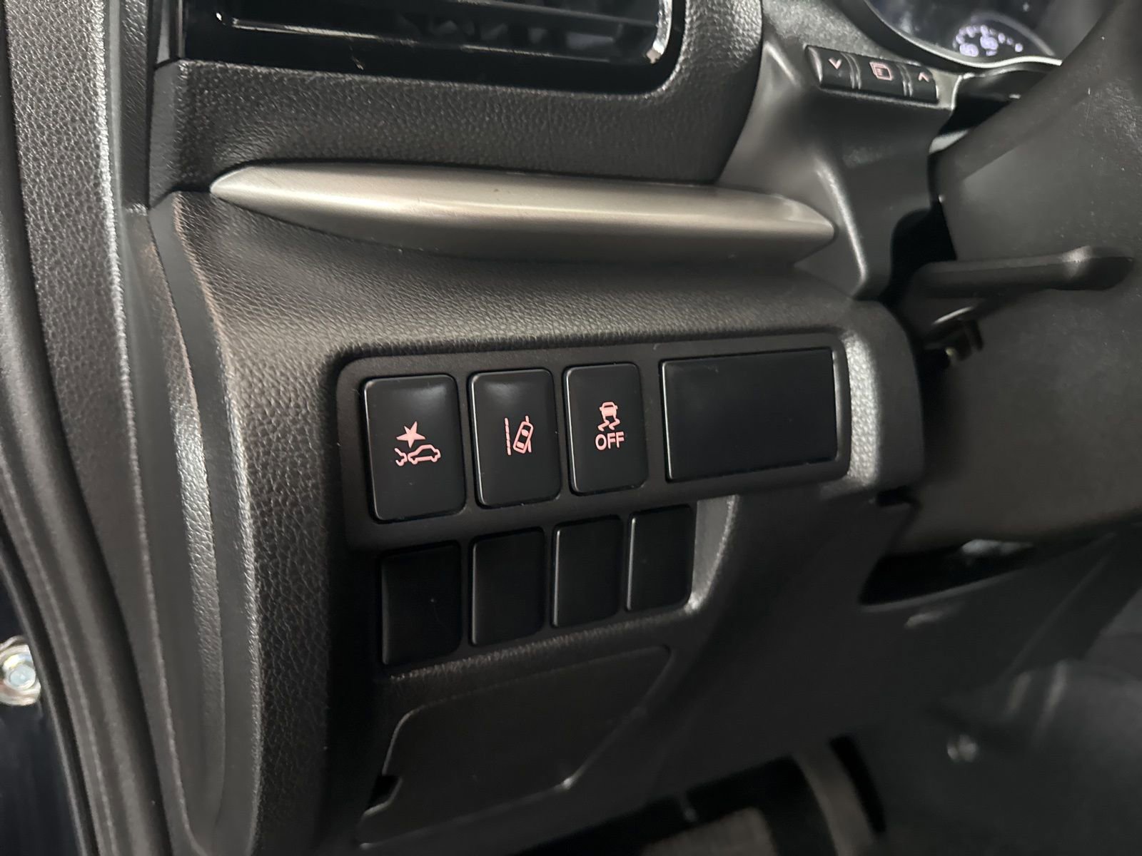 Used 2024 Mitsubishi Eclipse Cross LE image 20