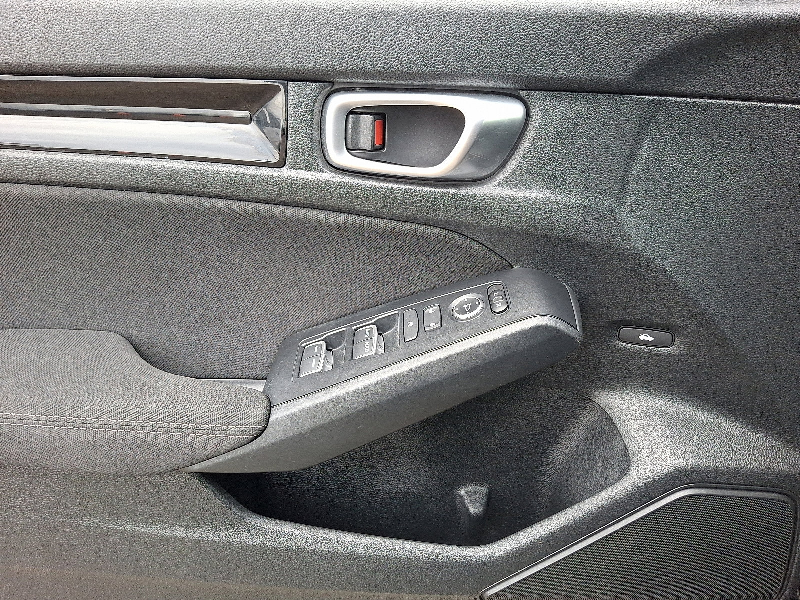 Used 2023 Honda Civic EX image 13