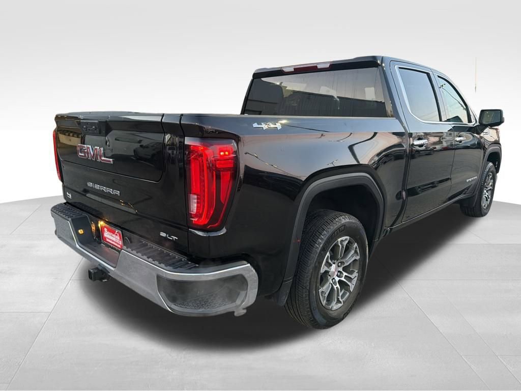 Used 2025 GMC Sierra 1500 SLT AWD/4WD image 5