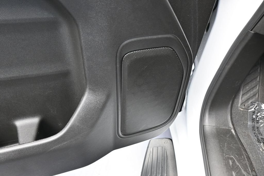Used 2024 Chevrolet Silverado 1500 Custom RWD image 16