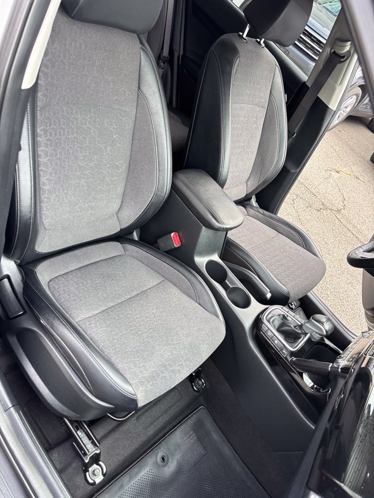 Used 2025 Kia Seltos S AWD/4WD image 29