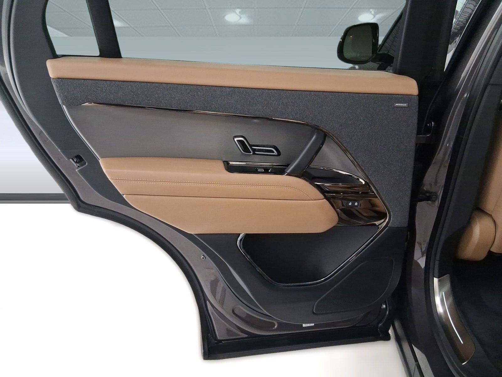 New 2026 Land Rover Range Rover Sport SE image 20