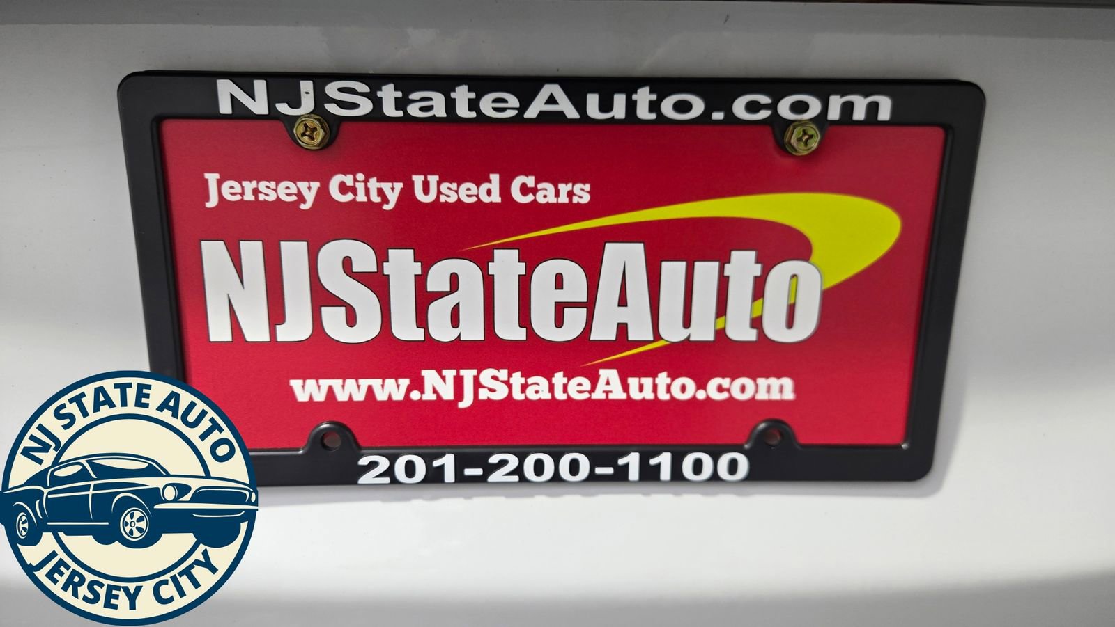 Used 2023 Chrysler Pacifica Touring-L FWD image 32