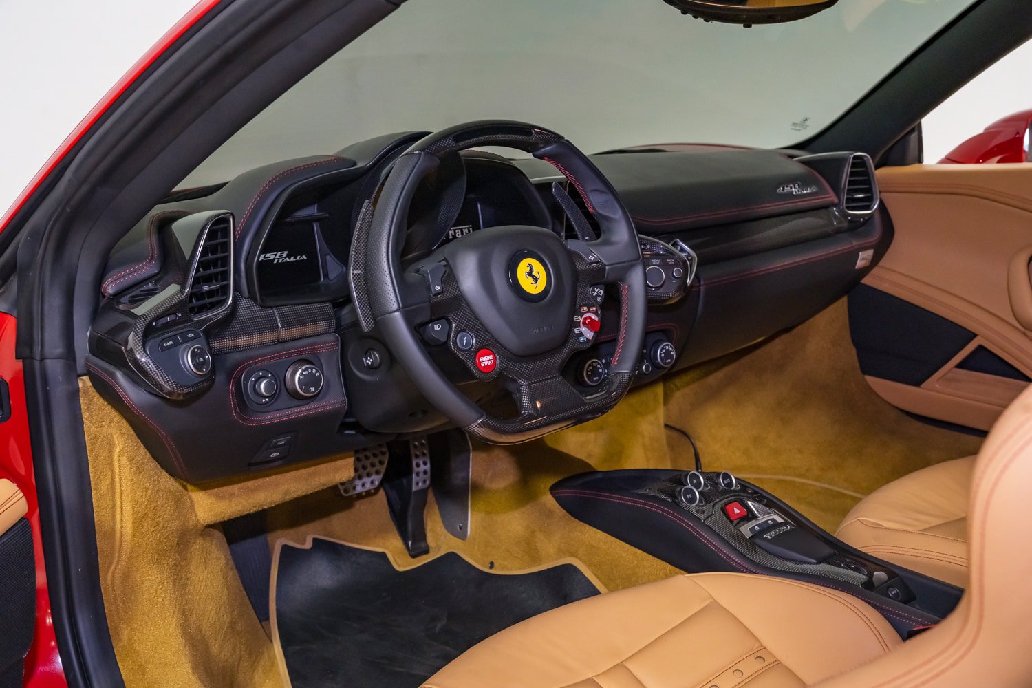 Used 2010 Ferrari 458 Italia Coupe RWD image 18