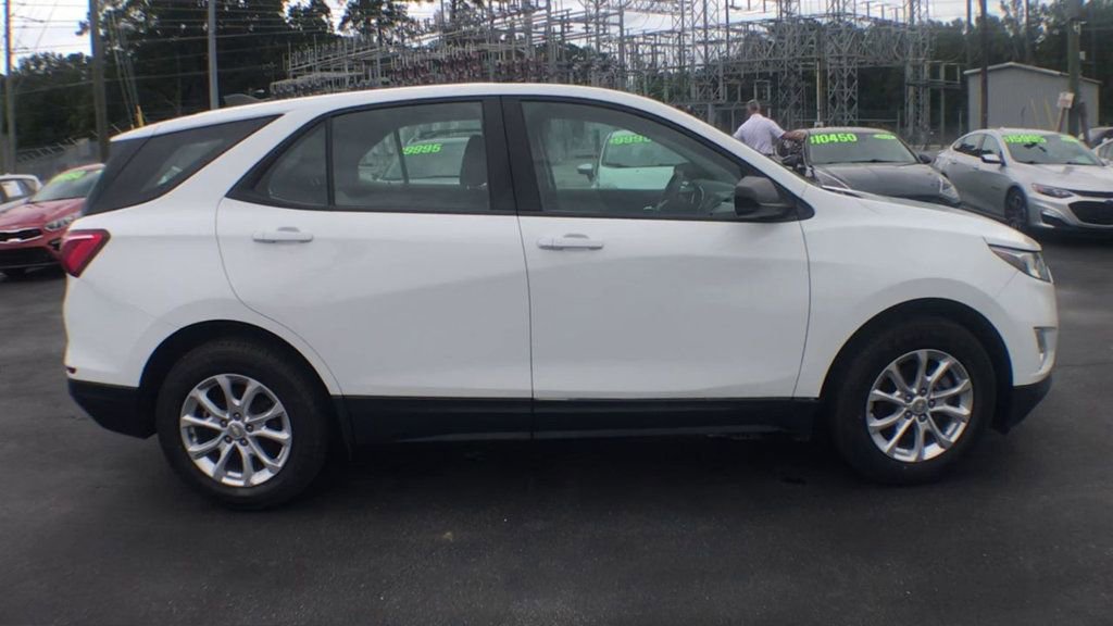 Used 2021 Chevrolet Equinox LS image 9