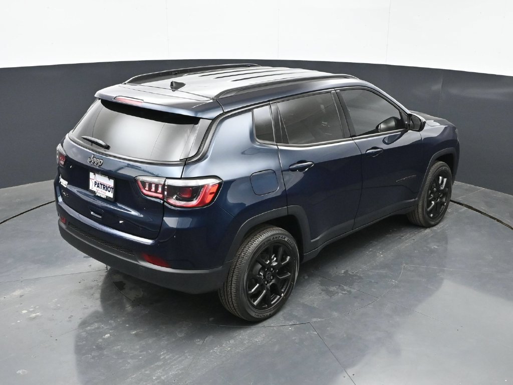 New 2026 Jeep Compass Latitude AWD/4WD image 35