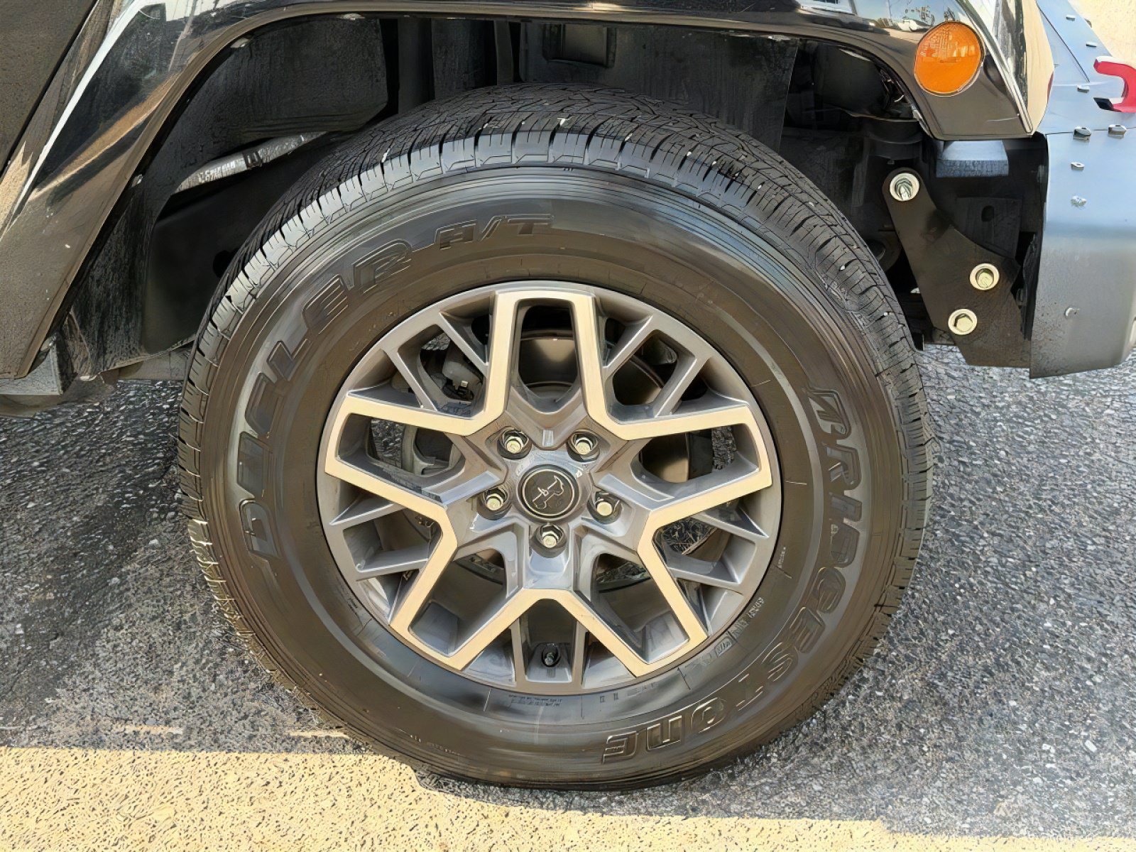 Used 2016 Jeep Wrangler Unlimited Rubicon AWD/4WD image 9
