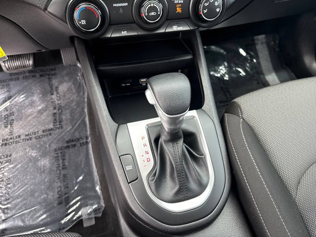 Used 2023 Kia Forte LXS w/ LXS Technology Package FWD image 14