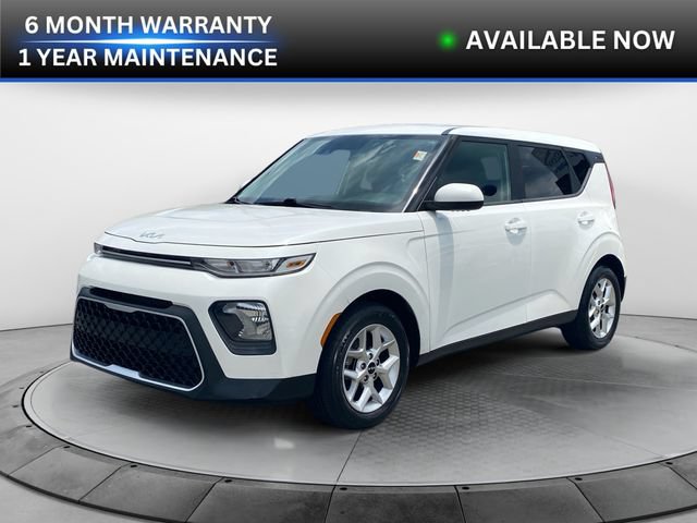 Used 2022 Kia Soul LX w/ Technology Package FWD image 1
