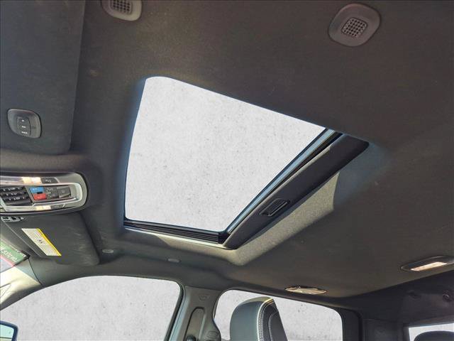 Used 2025 RAM 3500 Limited AWD/4WD image 17