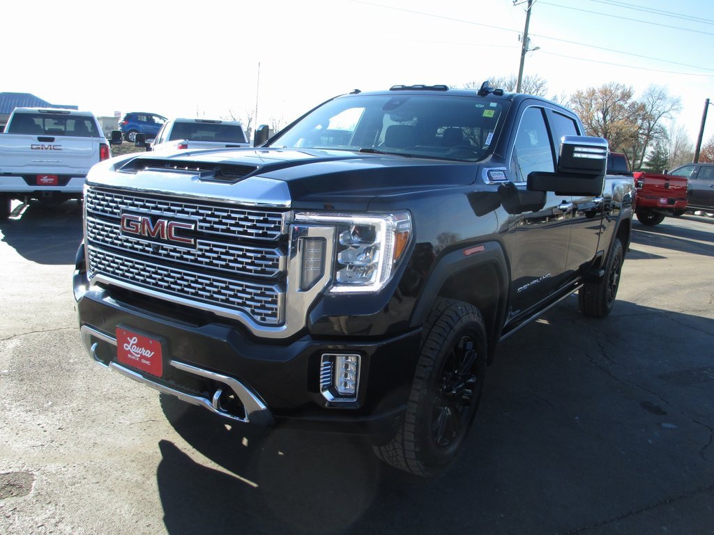 Used 2021 GMC Sierra 3500 Denali w/ Denali Black Diamond Edition image 11