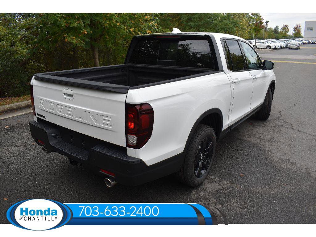 New 2026 Honda Ridgeline Black Edition image 10