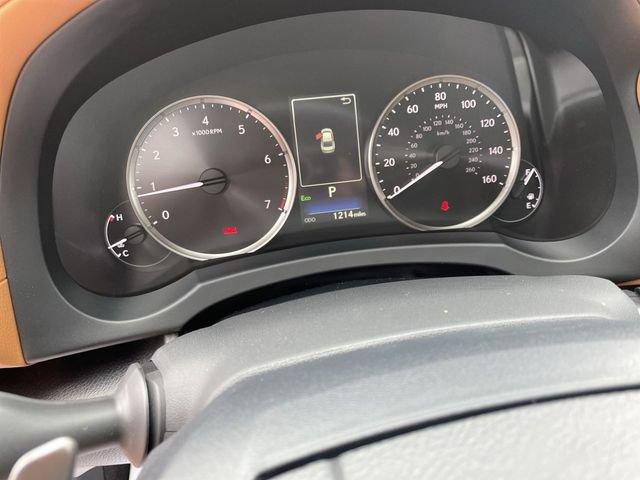 Used 2025 Lexus IS 350 F Sport RWD image 16
