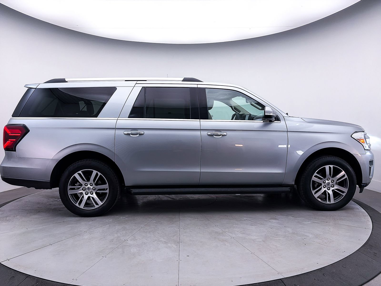 Used 2024 Ford Expedition Max Limited image 45