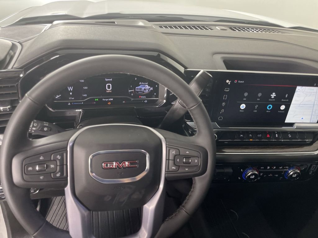 Used 2025 GMC Sierra 1500 Elevation image 11