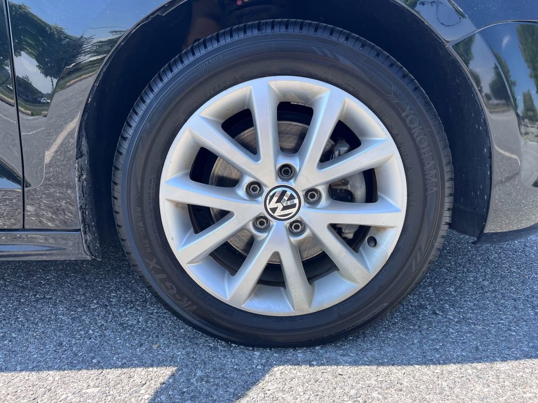 Used 2012 Volkswagen Jetta SE FWD image 23