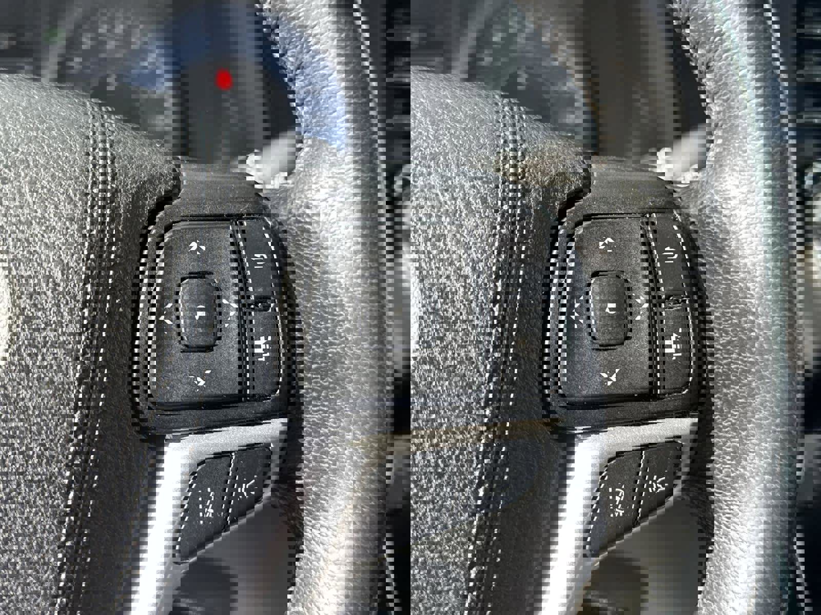 Used 2020 Toyota Sienna XLE image 19