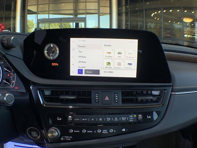 Certified 2025 Lexus ES 350 w/ Premium Package FWD image 16